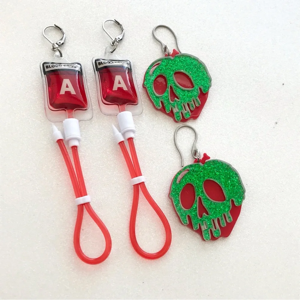 🆕 Blood Bag Type A and Poison Apple Earrings - Picture 2 of 4